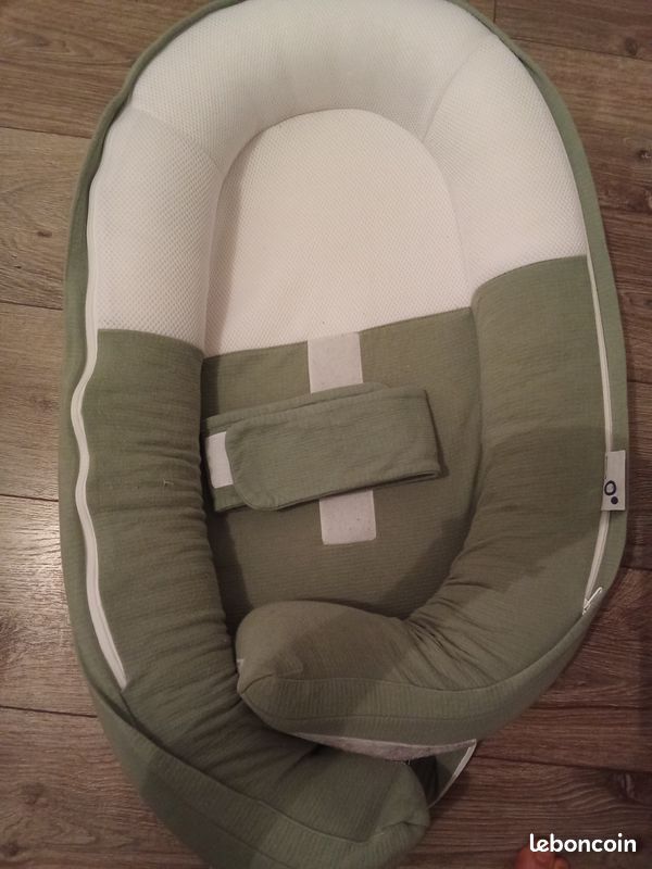 Réducteur de lit bébé doomoo cocoon - Très bon état (image 2)