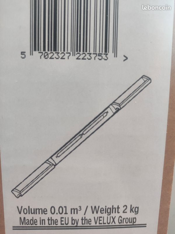 Poignée de velux (barre de manœuvre) avec ouverture pour la ventilation (image 2)