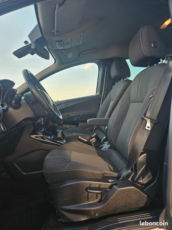 FORD B-MAX 1.0 SCTI ECOBOOST 125 COLOR EDITION START-STOp (image 11)
