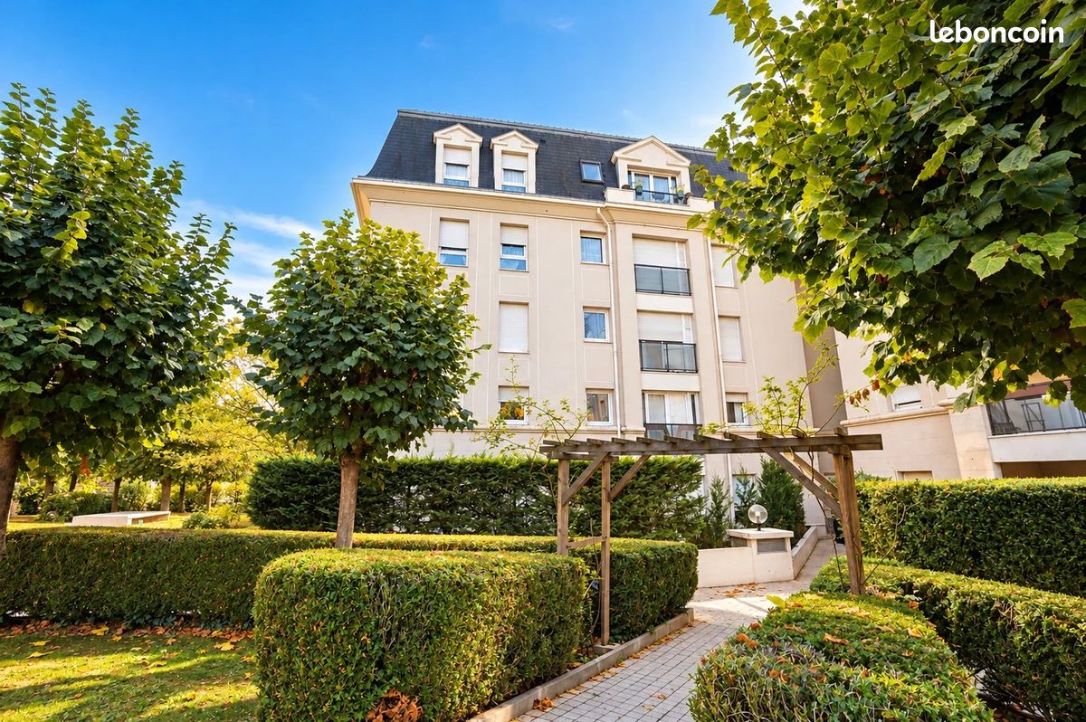Appartement 4 pièces 85 m² · à Livry-Gargan · 85 m² · 253 000 €