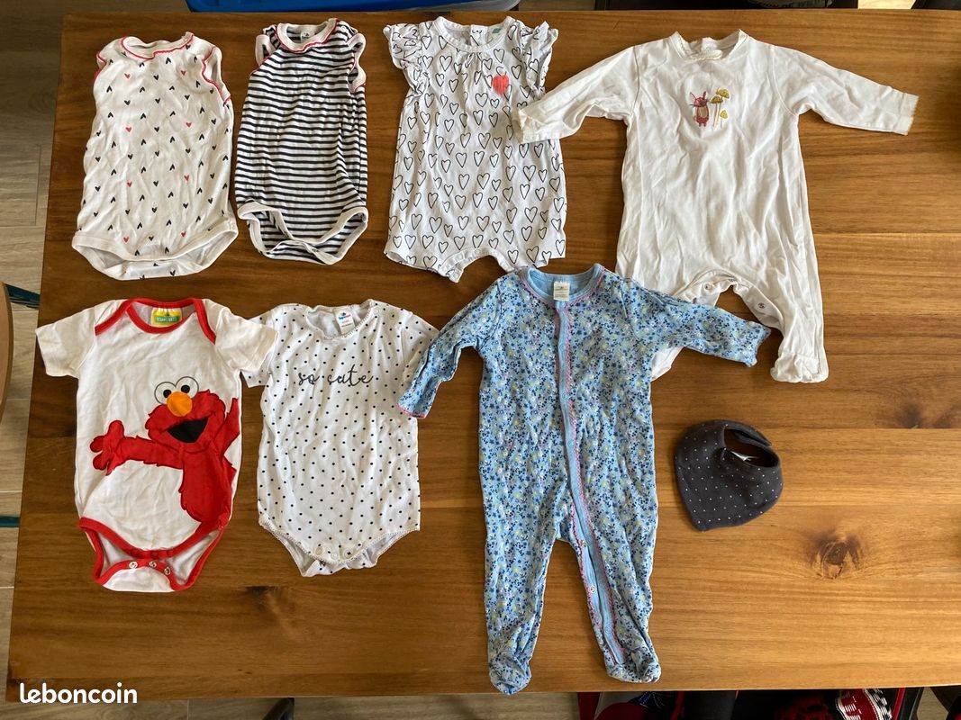 Lot bodies-pyjamas fille T62-68 (image 1)