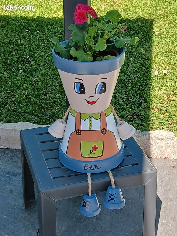 Pot terre cuite décoré (image 1)