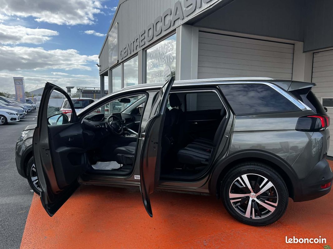 Peugeot 5008 1.5 BLUEHDI 130CH E6.C ALLURE S&S EAT8 (image 15)