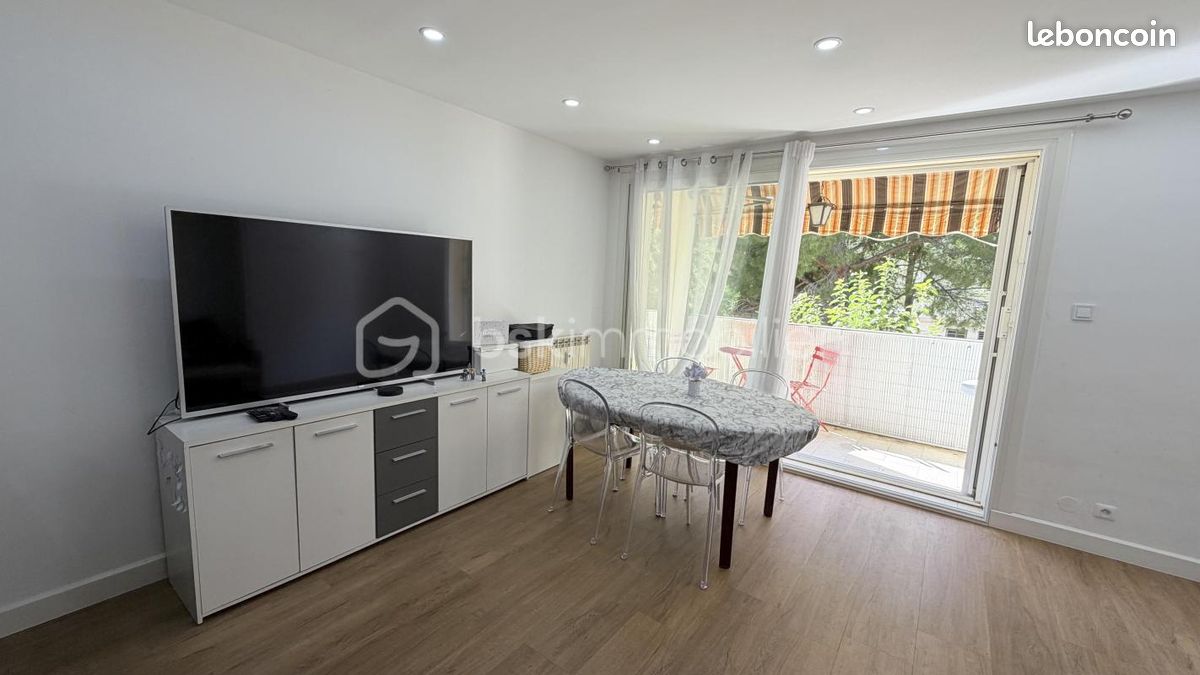 Appartement 4 pièces 65 m² · à Sanary-sur-Mer · 65 m² · 289 000 €