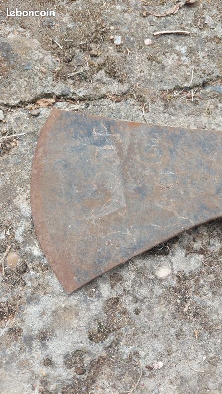 Tête de hache Gouvy tbe (image 2)