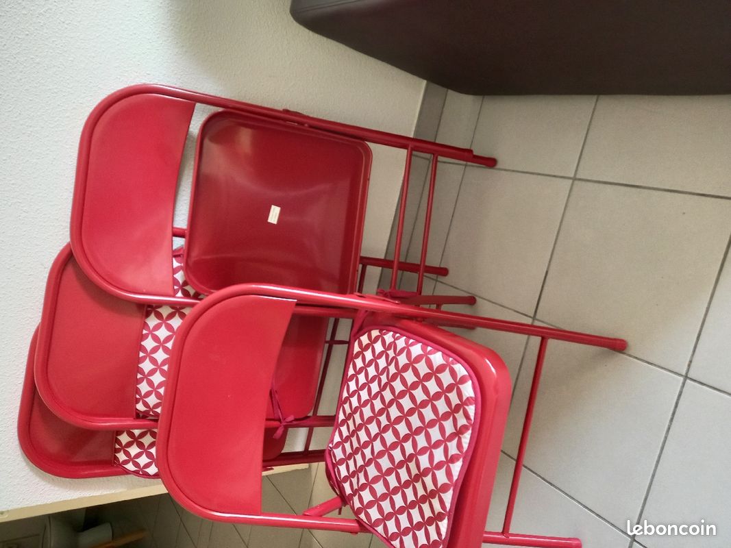 Chaises (image 2)