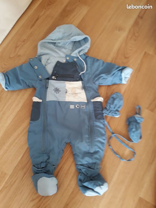 Combinaison bleue 6 mois avec moufles et pieds amovibles (image 1)