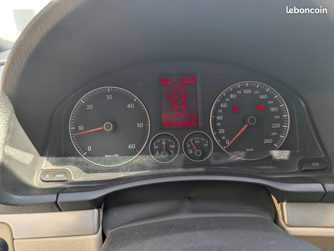 VOLKSWAGEN EOS 2.0 16S TDI 140 CR FAP Carat Toit Ouvrant/ Sièges Chauffant (image 20)