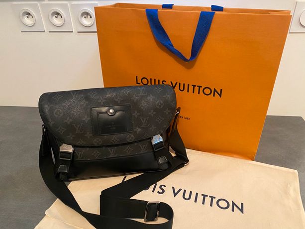 Sac bandoulière Louis Vuitton Capucines 384213 d'occasion