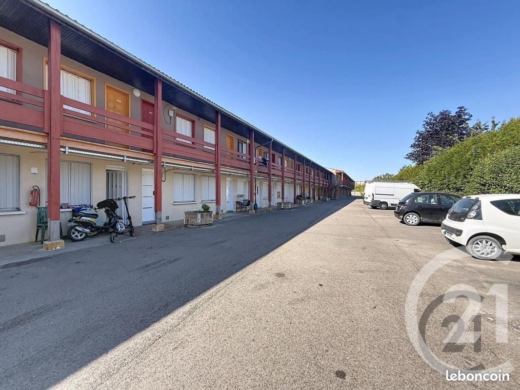 Appartement 2 pièces 28 m² · à Sainte-Savine · 28 m² · 49 000 €