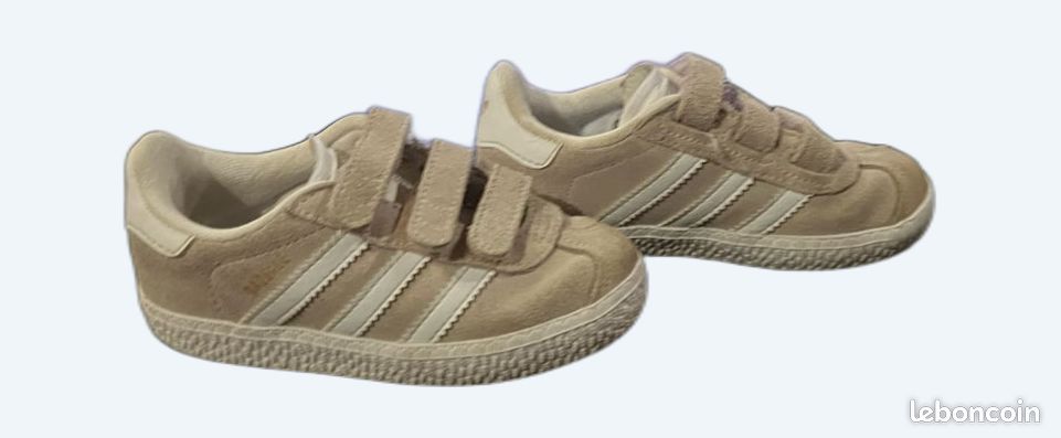 Basket adidas/ gazelle bébé taille 24 très bon état (image 1)