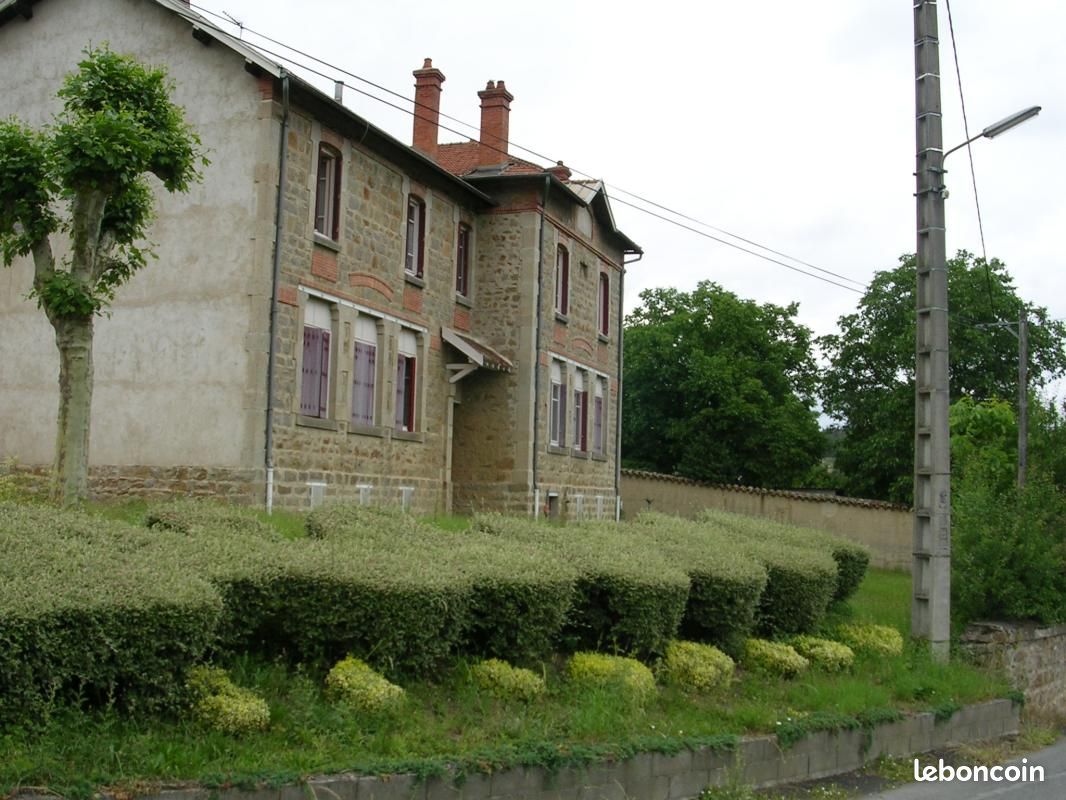 Appartement 4 pièces 97 m² · à Sail-sous-Couzan · 97 m² · 642 €/mois
