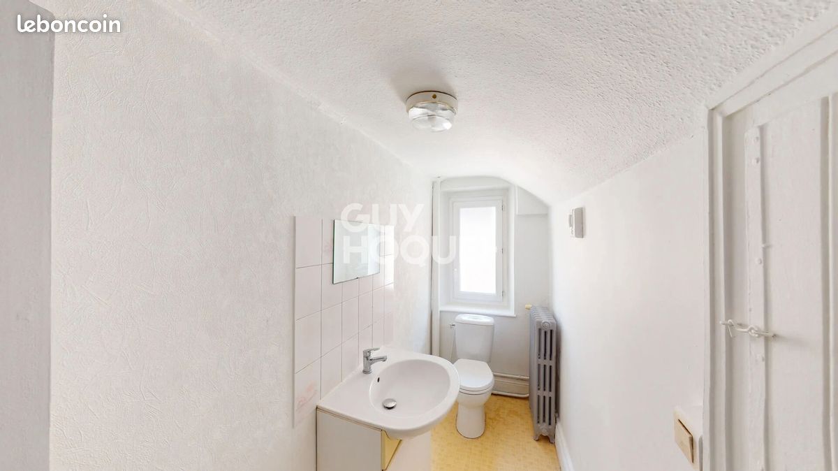 Maison a louer vesoul - 6 pièce(s) - 126 m2 - Surfyn