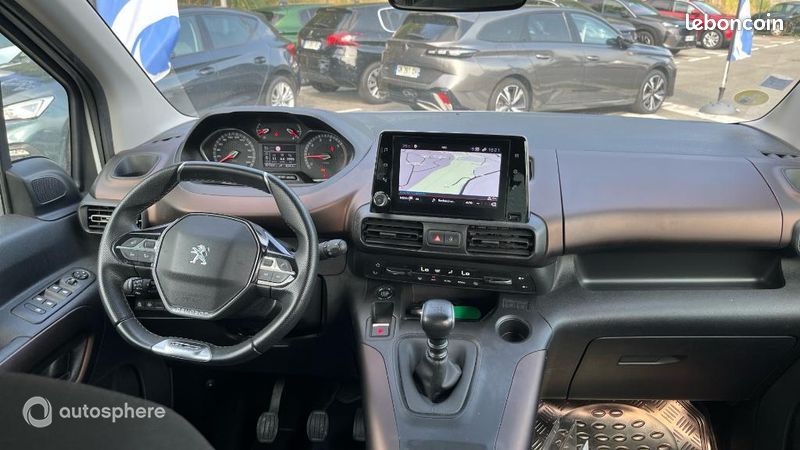 Peugeot Rifter 1.5 BlueHDi 130ch S&S Standard GT Line (image 11)