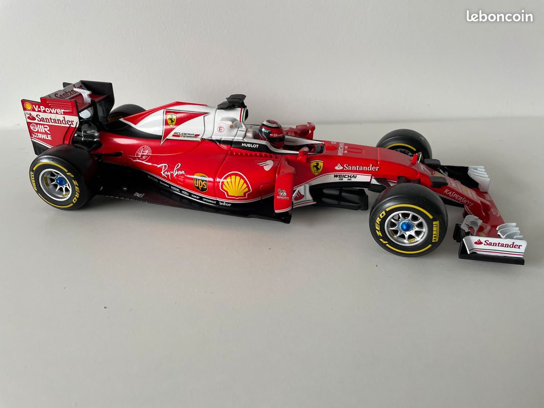 Miniature Ferrari SF16-H BBR 1/18 – Räikkönen GP F1 2016 – Occasion