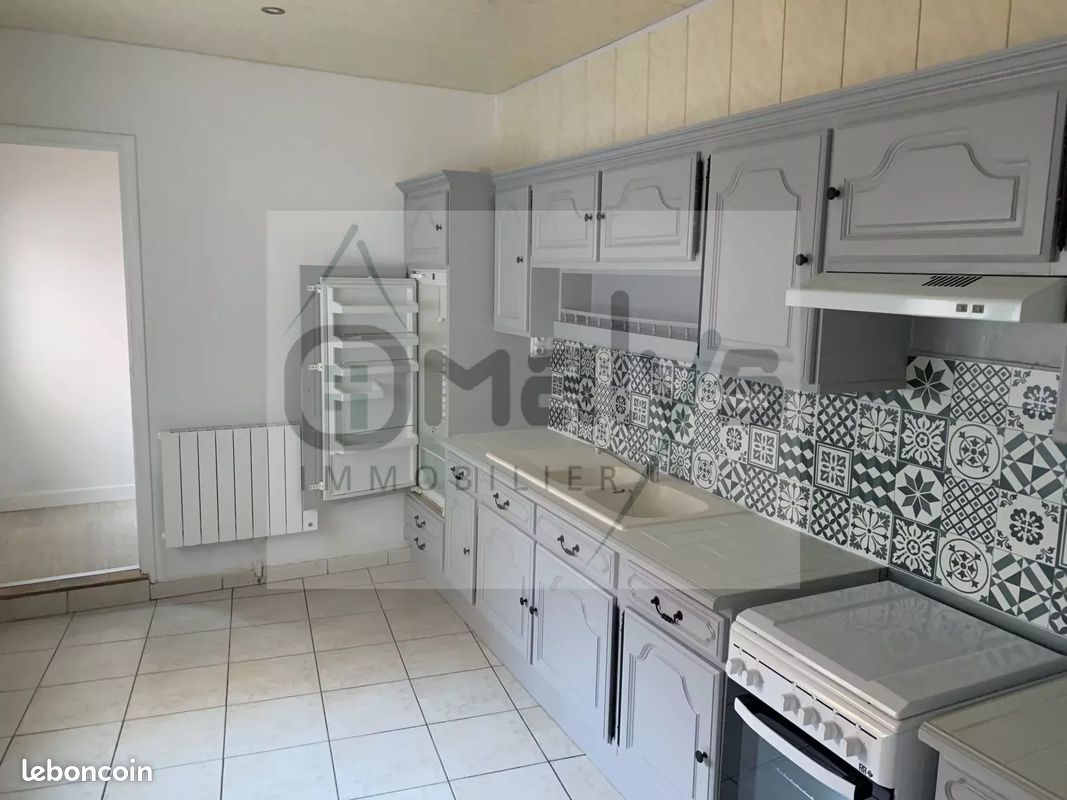 Appartement 3 pièces 87 m² · à Aire-sur-la-Lys · 87 m² · 600 €/mois