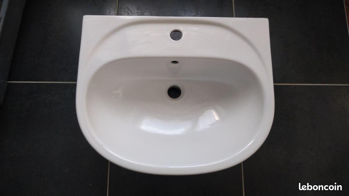 Lavabo céramique blanc + robinetterie (image 1)