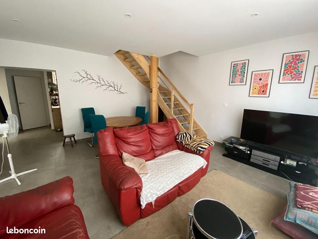 Appartement 4 pièces 89 m² · à Aizenay · 89 m² · 899 €