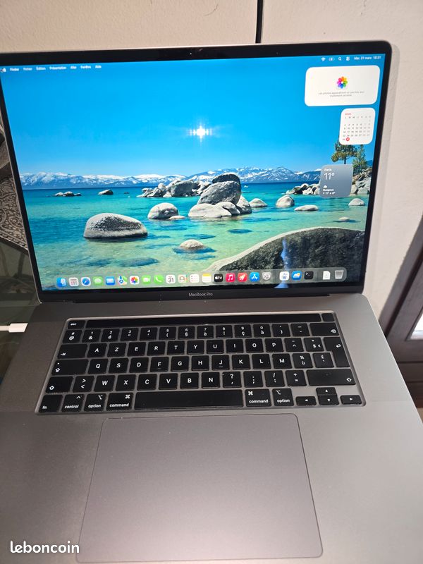 MacBook Pro 15" 2012 I7 8Go RAM 256Go SSD - Pour Pièces / HS (ne Démarre Pas)