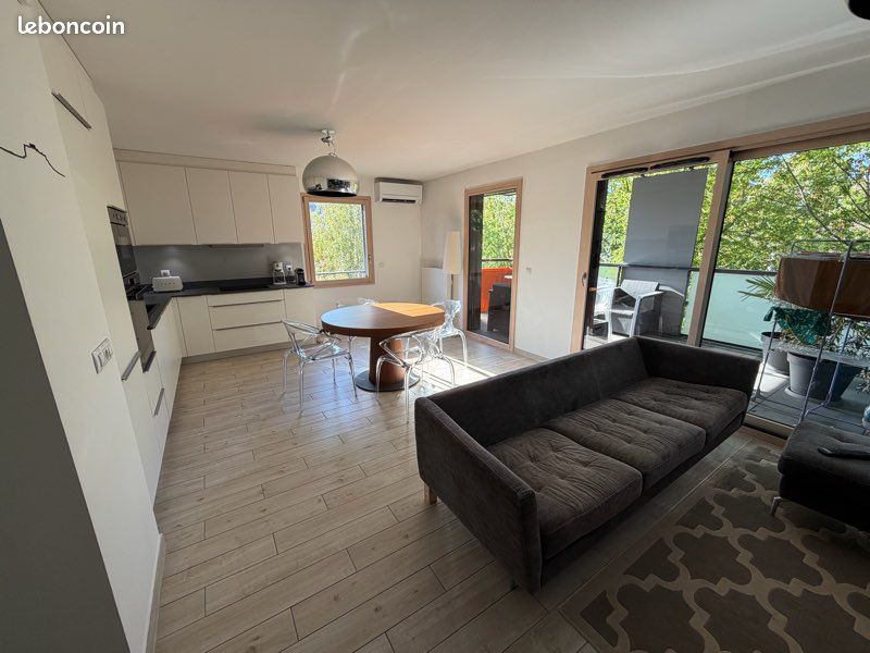 Appartement 3 pièces 68 m² · à Saint-Julien-en-Genevois · 68 m² · 500 000 €