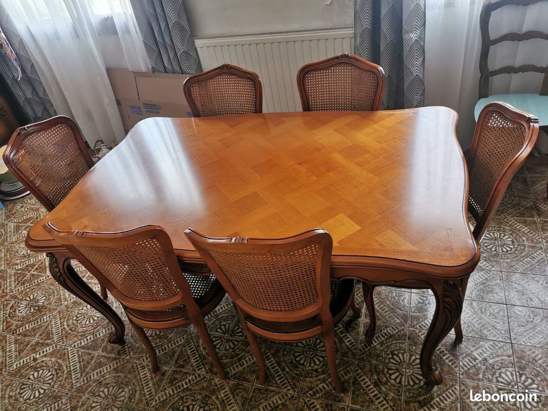 Salle a manger sans les chaises (image 3)