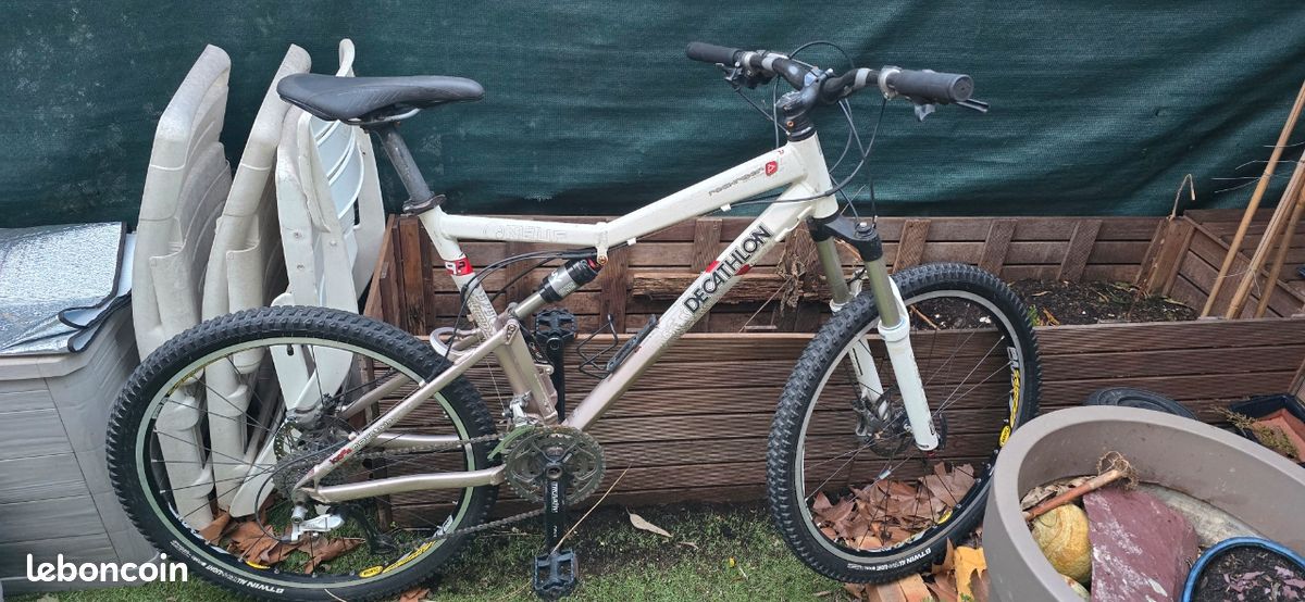 B Twin Rockrider Rockrider Avis Vélo Rockrider 2009 VTT Tout