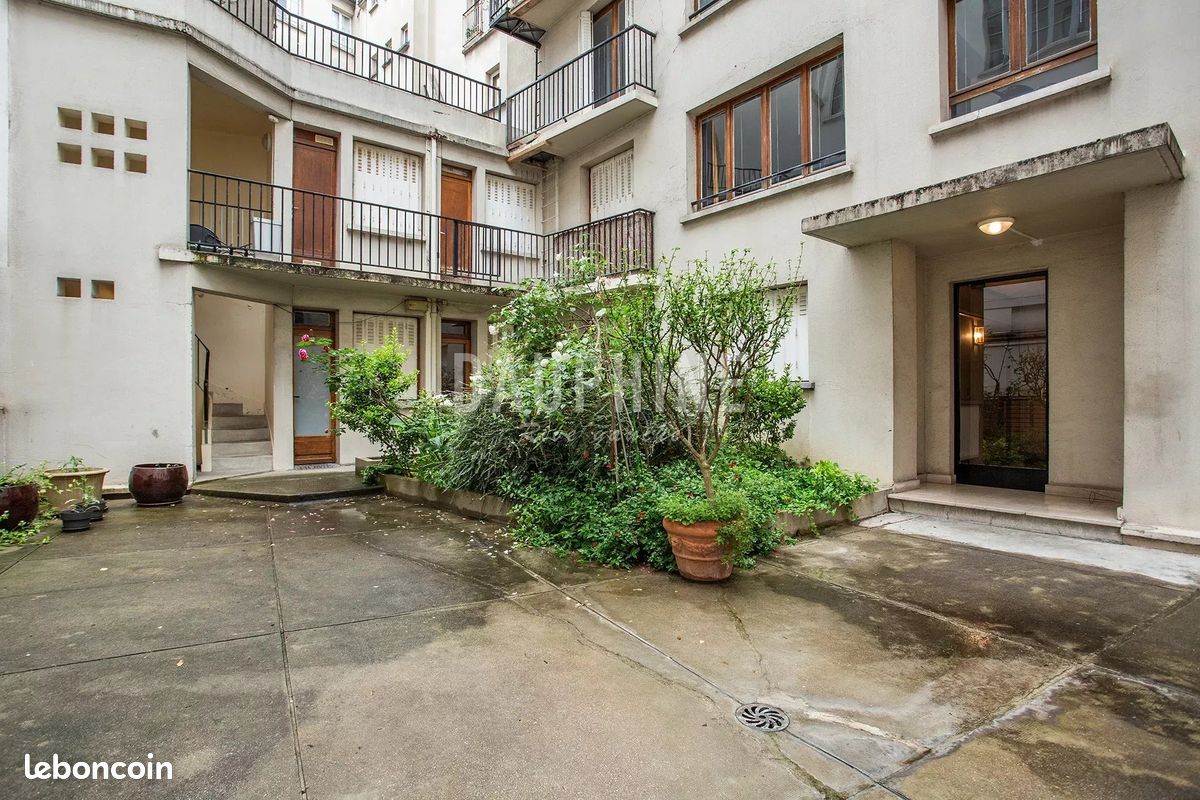 Appartement 1 pièce 11 m² · à Paris · 11 m² · 93 000 €