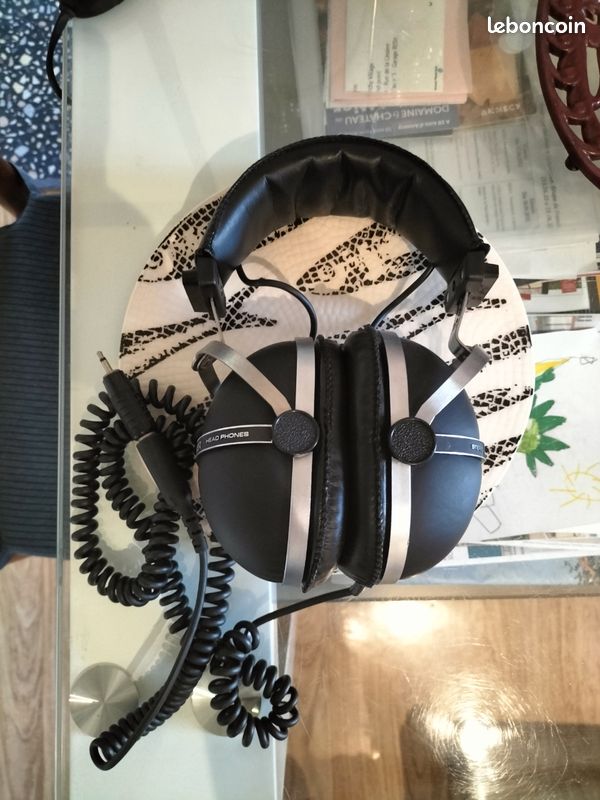 Casque Vintage Pioneer SE-30A - Années 70 - Avec étui Et Notice - BEIGE (1 Ergot Cassé)