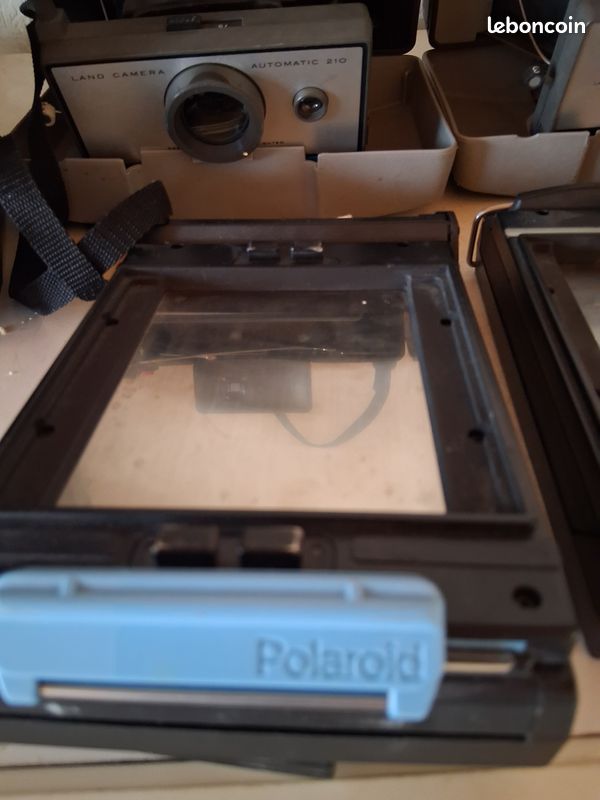 Merveilleux Polaroid 320 à soufflet vintage | Bazar Foutraque