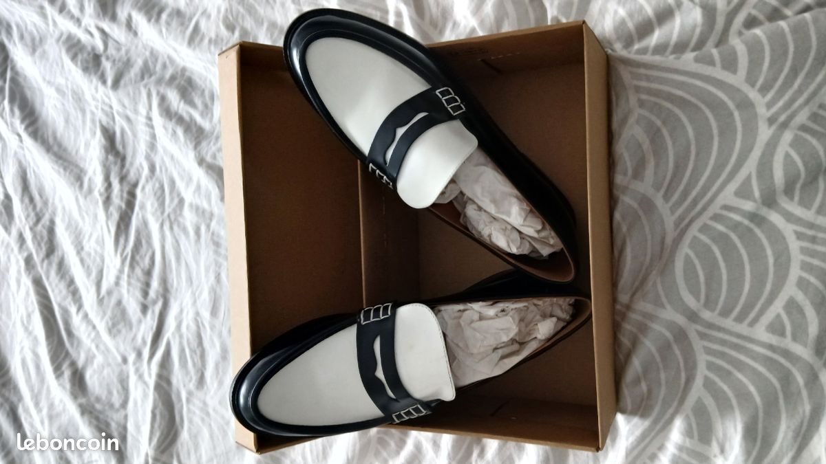 Mocassin noir et blanc Claudie Pierlot (image 3)