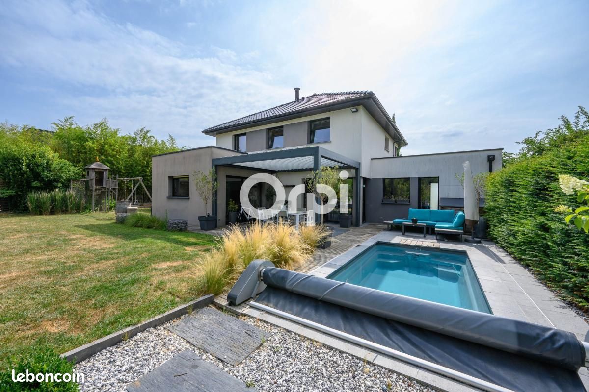 Maison 6 pièces 190 m² · à Wavrin · 190 m² · 780 000 €