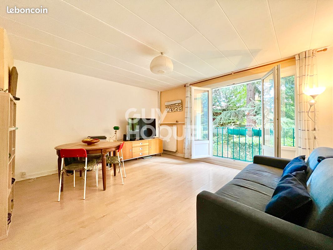 Appartement 3 pièces 61 m² · à Massy · 61 m² · 195 000 €
