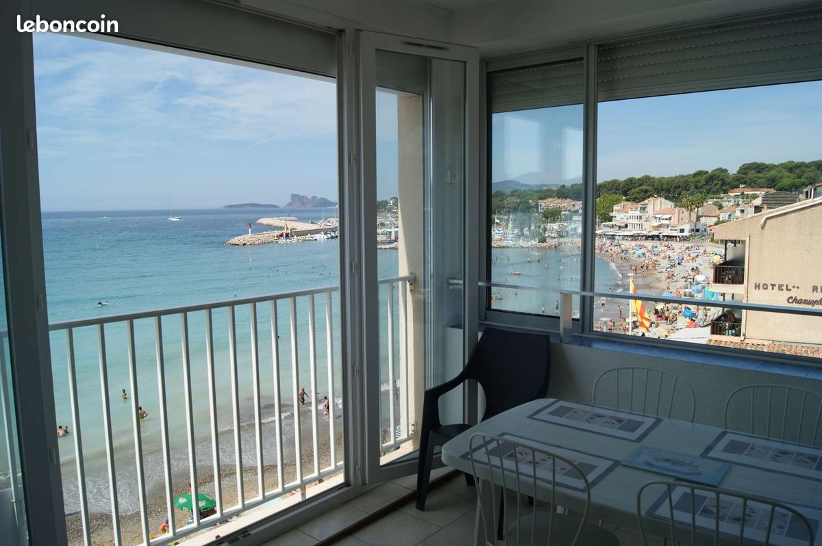Appartement 1 pièce 28 m² · à Saint-Cyr-sur-Mer · 27,5 m² · 295 000 €