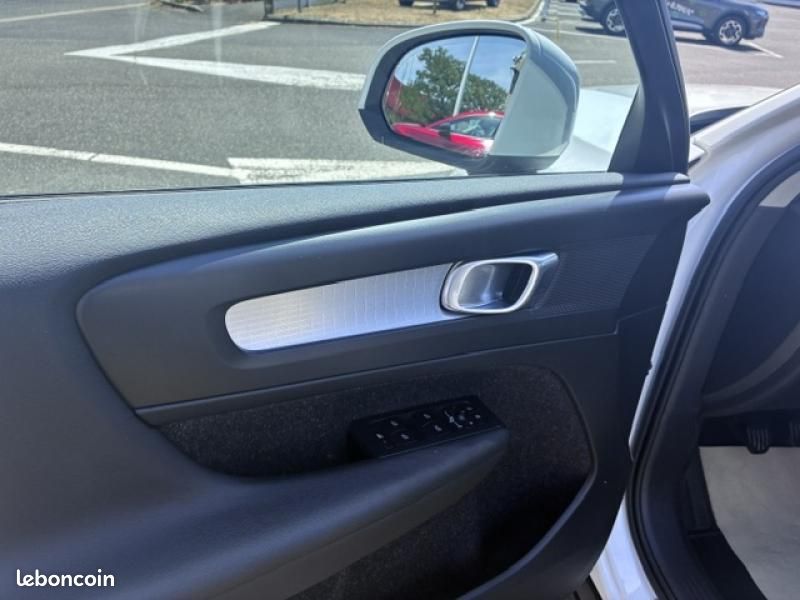 Volvo XC40 T3 156ch Business (image 11)