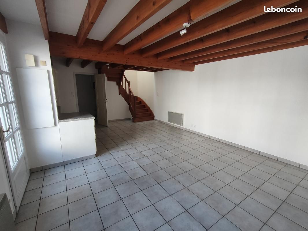 Appartement 3 pièces 67 m² - Ligugé 86240 (image principale 0)