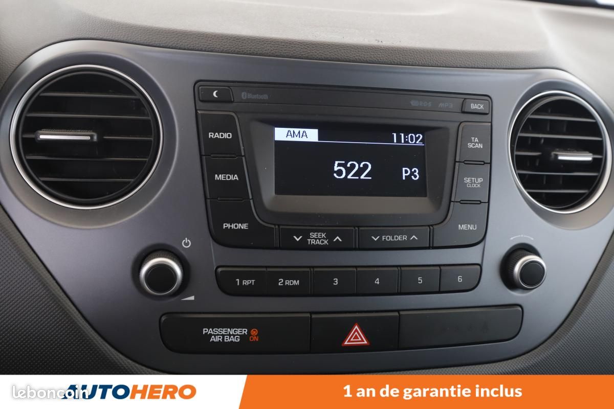 Hyundai i10 1.0 Intuitive 66 ch (image 16)