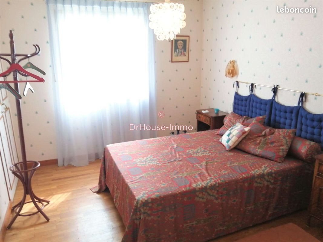 Maison de village 6 pièces 140 m² - Villeneuve-la-Comtesse 17330 (image principale 9)