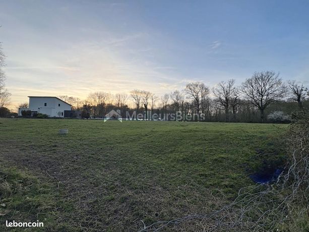 Terrain 3 805 m² Saint Lery