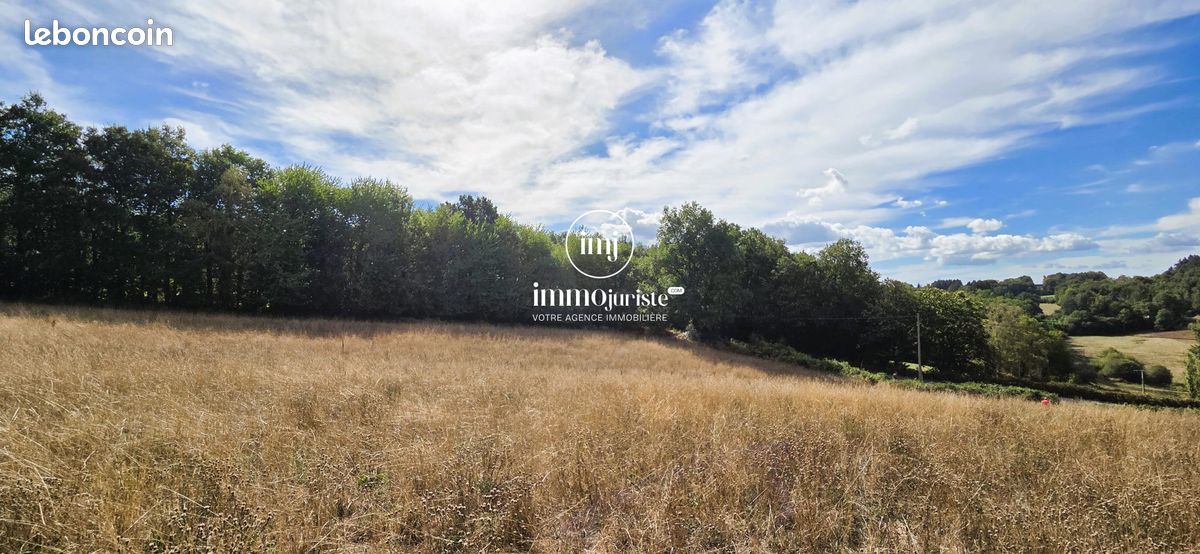 Terrain 2590 m² · à Saint-Yrieix-la-Perche · 2 590 m² · 39 900 €