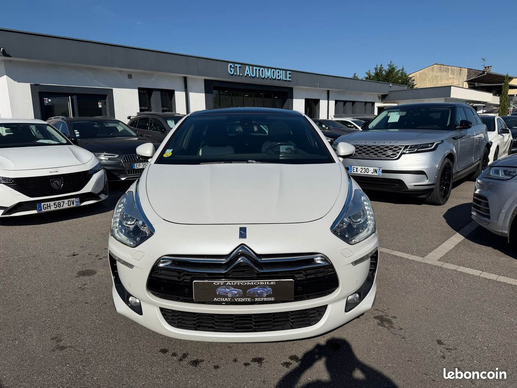 Citroen ds5 hybrid4 2.0 hdi 163ch 4x4 so chic etg fulls options garantie (image 4)