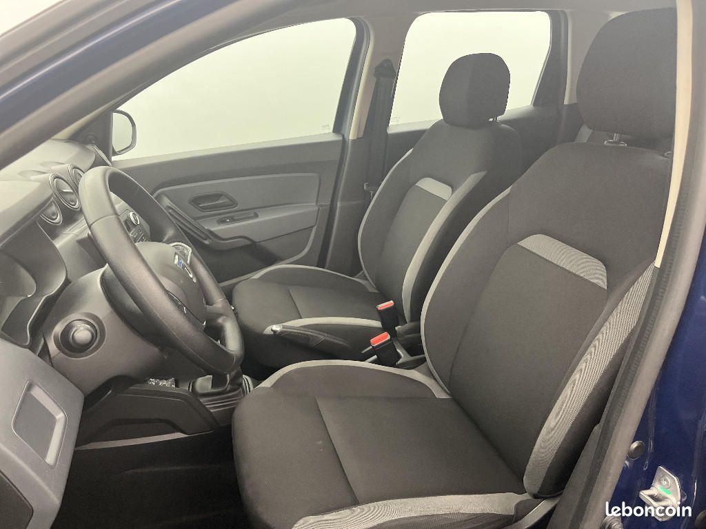 Dacia Duster Blue dCi 95 4x2 Essentiel (image 18)