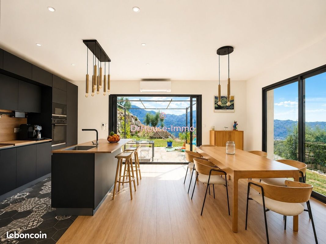 Maison 4 pièces 109 m² · à Carros · 109 m² · 649 000 €