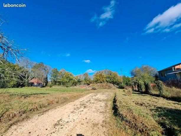 Terrain 1 275 m² Pressignac Vicq
