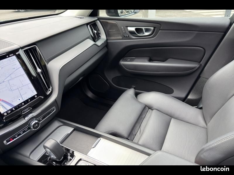 Volvo XC60 T6 Hybride Rechargeable 253 + 145ch Ultra Style Dark Geartronic 8 AWD (image 21)