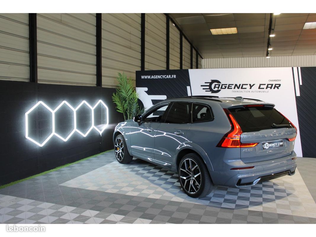 VOLVO XC60 T8 AWD - Polestar Engineered Garantie Constructeur / Caméra 360 / Sièges chauffants (image 3)