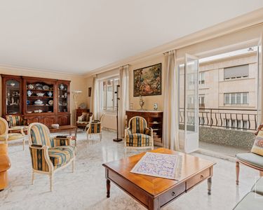 Appartement 750 000 € - 125 m²