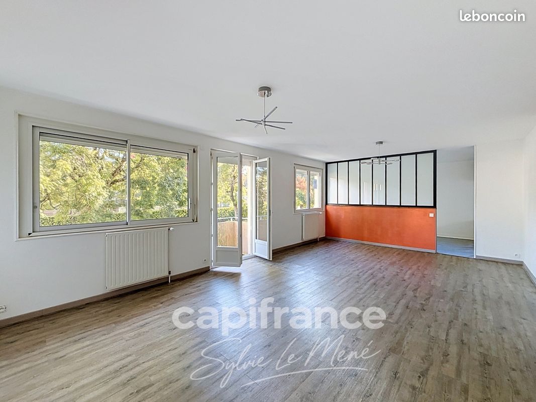 Appartement 3 pièces 71 m² · à Pontivy · 70,6 m² · 140 000 €