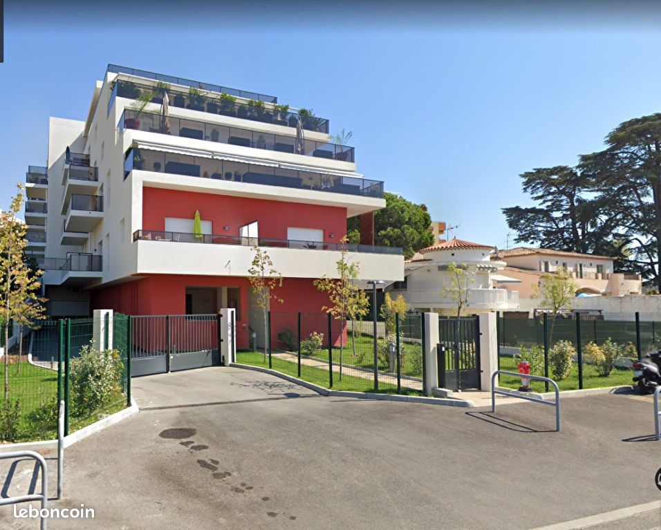 Appartement 1 pièce 39 m² · à Cagnes-sur-Mer · 39 m² · 915 €/mois