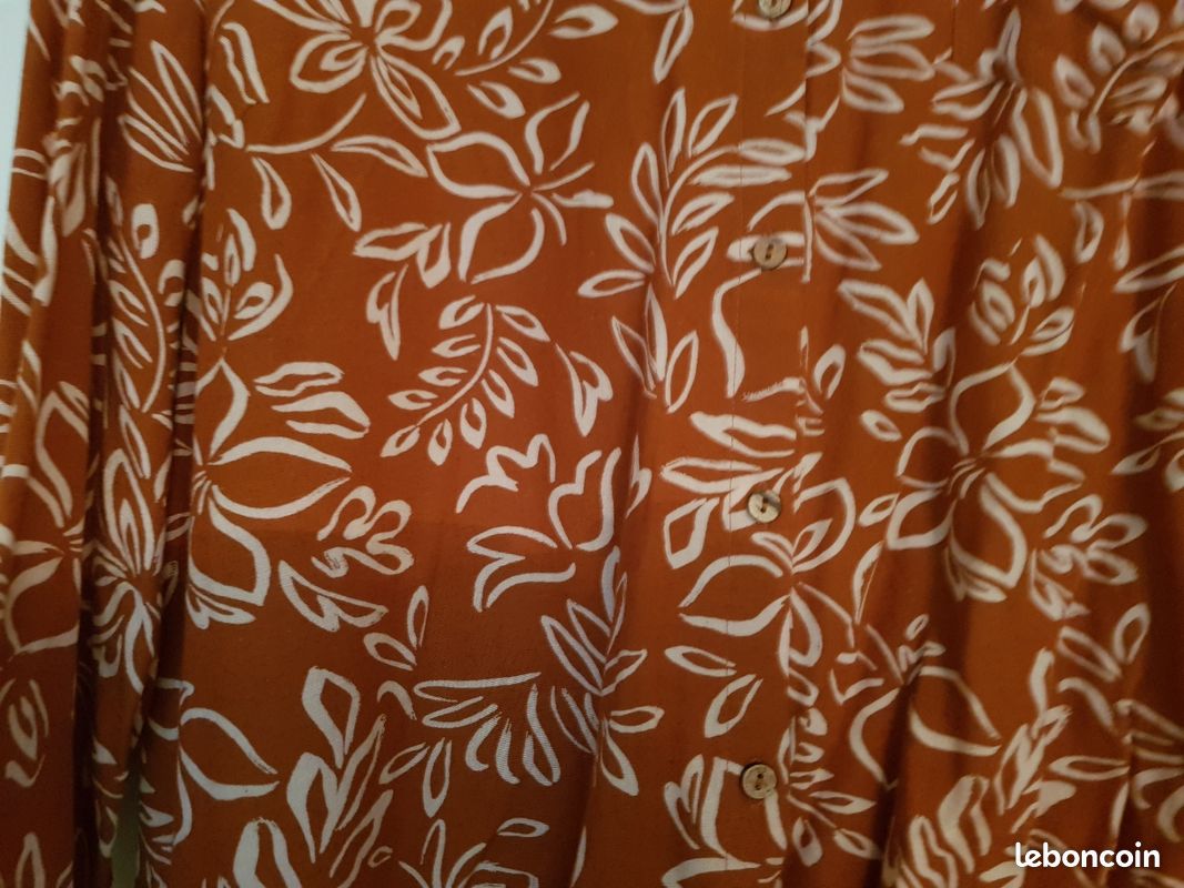 Blouse (image 2)