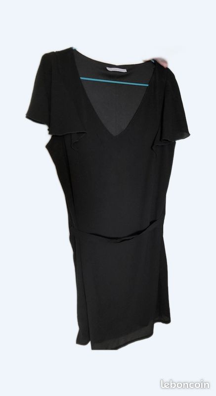 Robe noire (image 1)